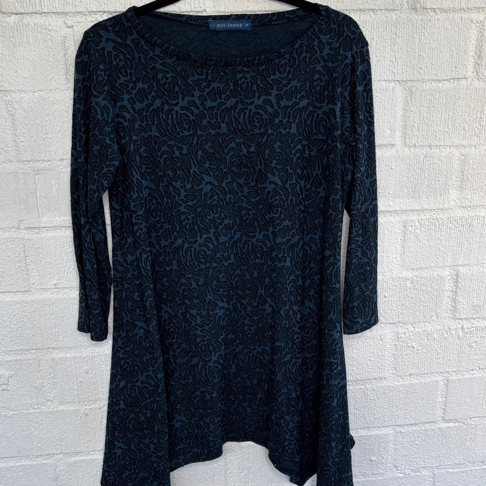 Cut loose Floral Long Sleeve Rose Tunic Blouse sz S